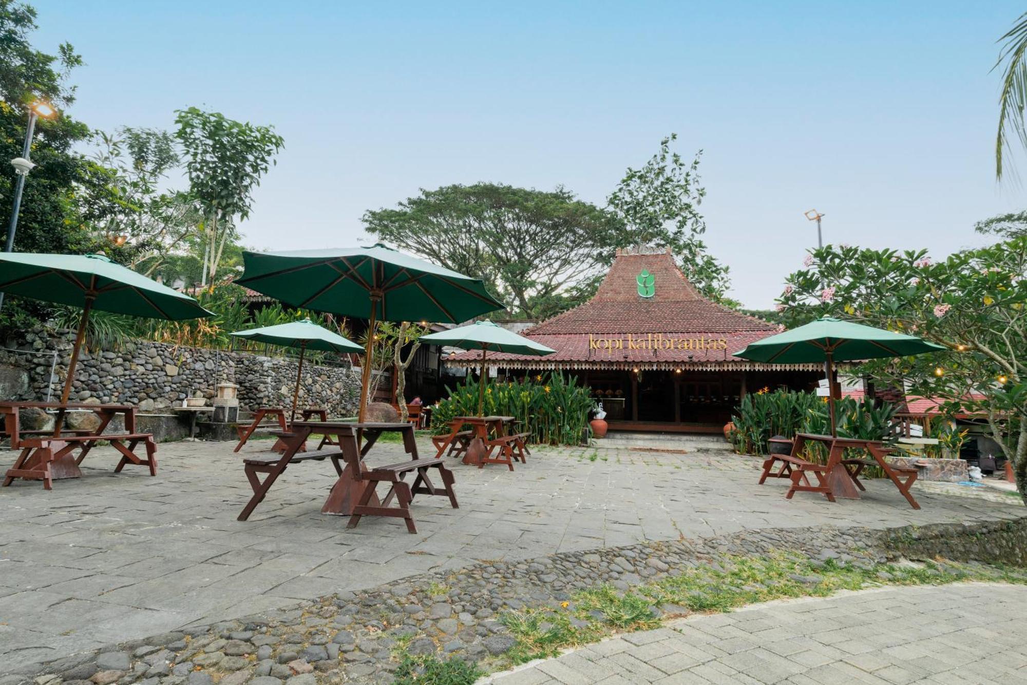 Padi Heritage Hotel Malang Exterior photo